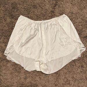 Elegant White Lace Trim Women's Sleep Shorts